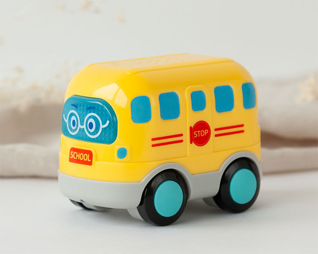bus escolar con luz y sonido